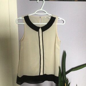 Forever 21 sleeveless blouse. EUC. Small.